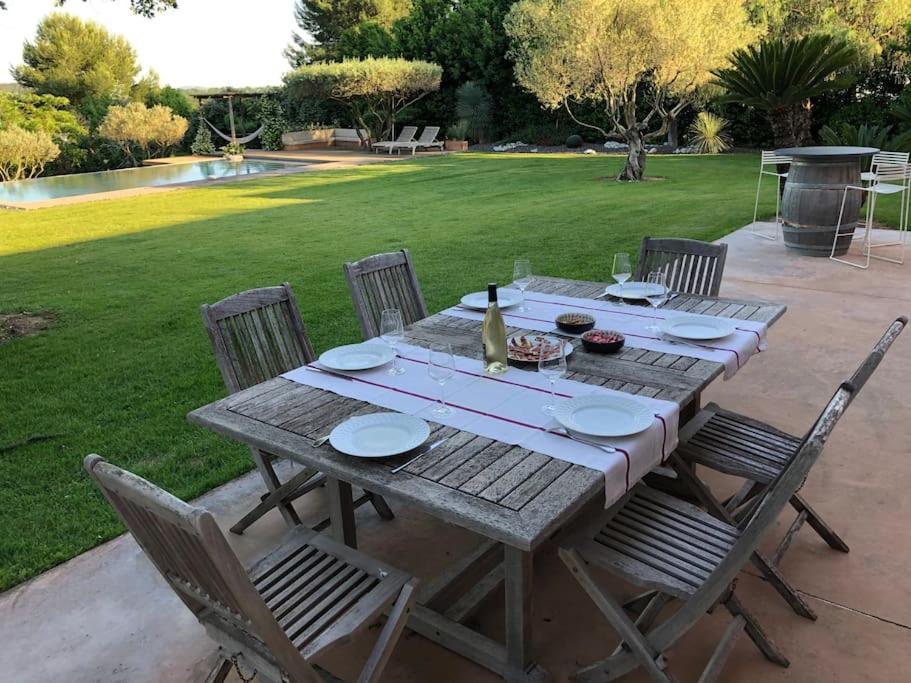 Bastide Languedocienne De Standing - Pezenas Le Clos De L'Amandier Luaran gambar